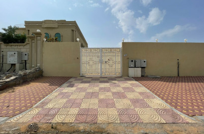 Amazing villa located in Al Dhait south